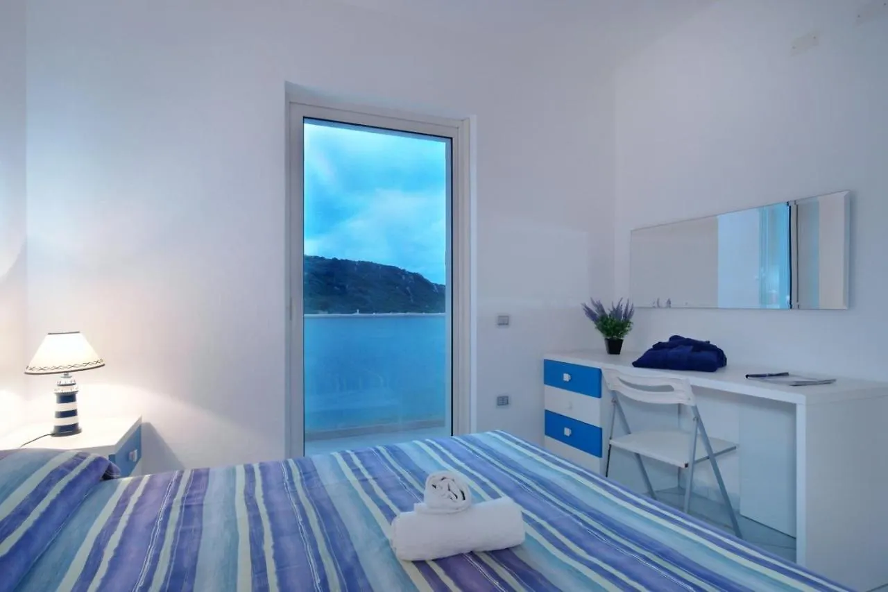 Nyaraló Rena Bianca Beach House Santa Teresa Gallura Olaszország